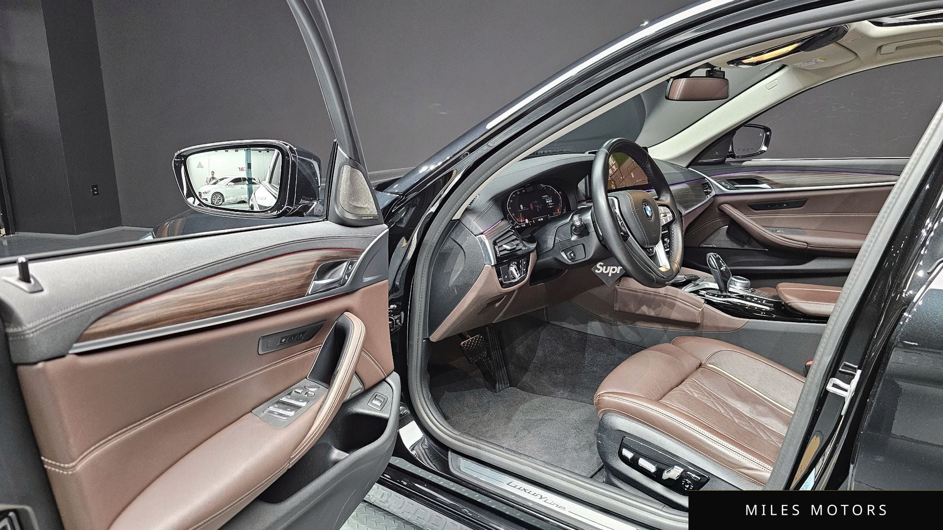 BMW 5 Series (G30) 2021 — миниатюра 10