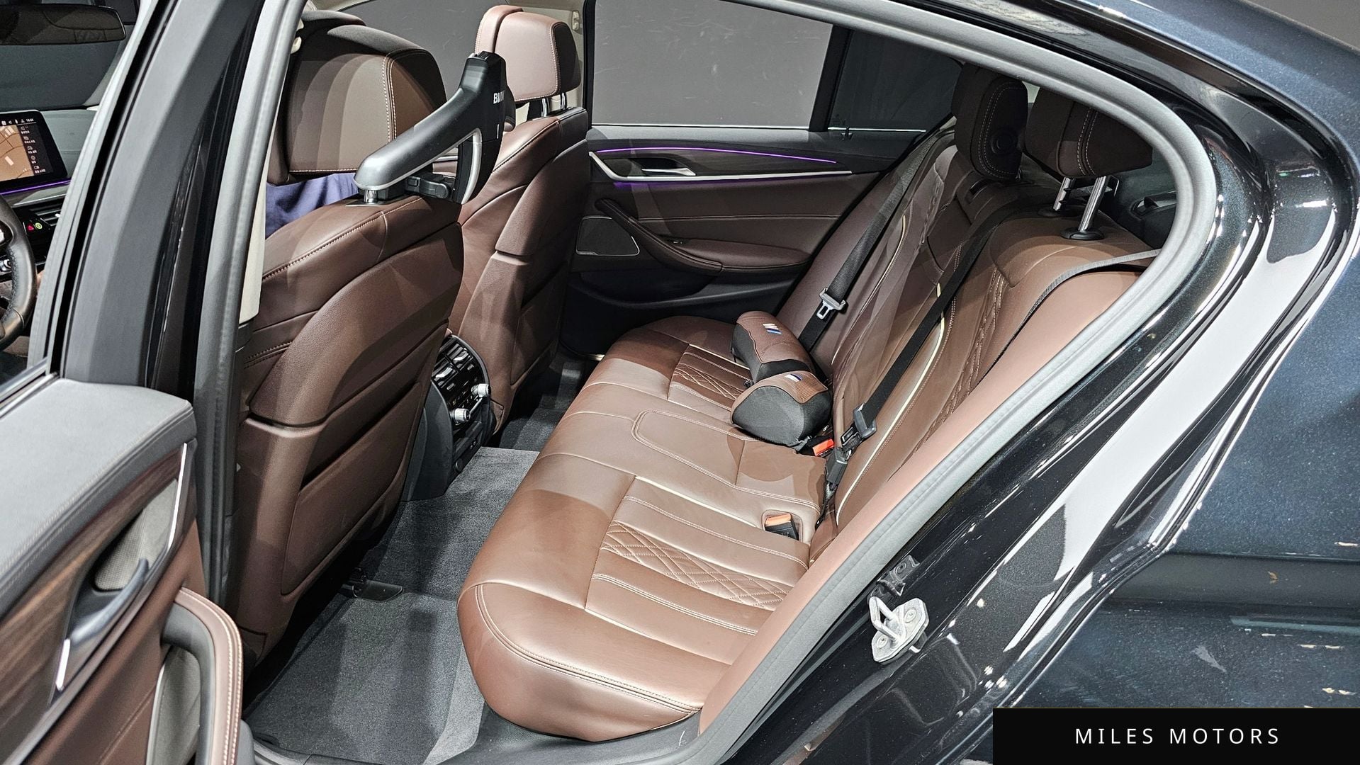 BMW 5 Series (G30) 2021 — миниатюра 12