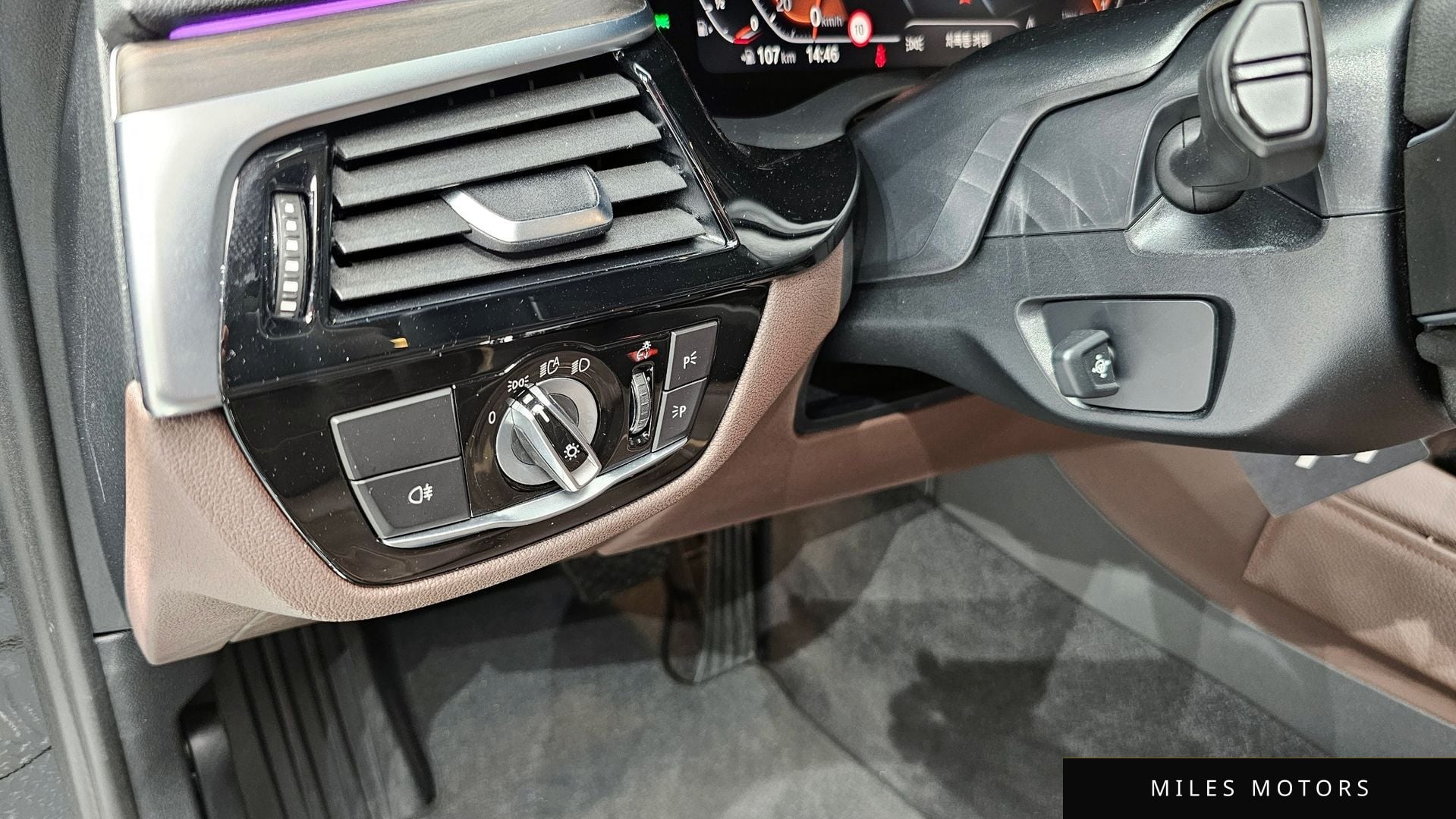 BMW 5 Series (G30) 2021 — миниатюра 16