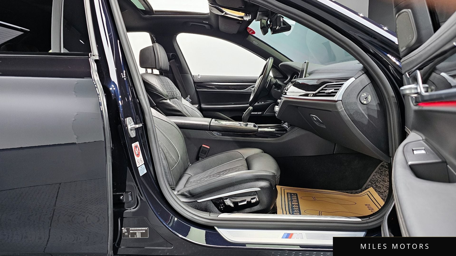 BMW 7 Series (G11) 2016 — миниатюра 10