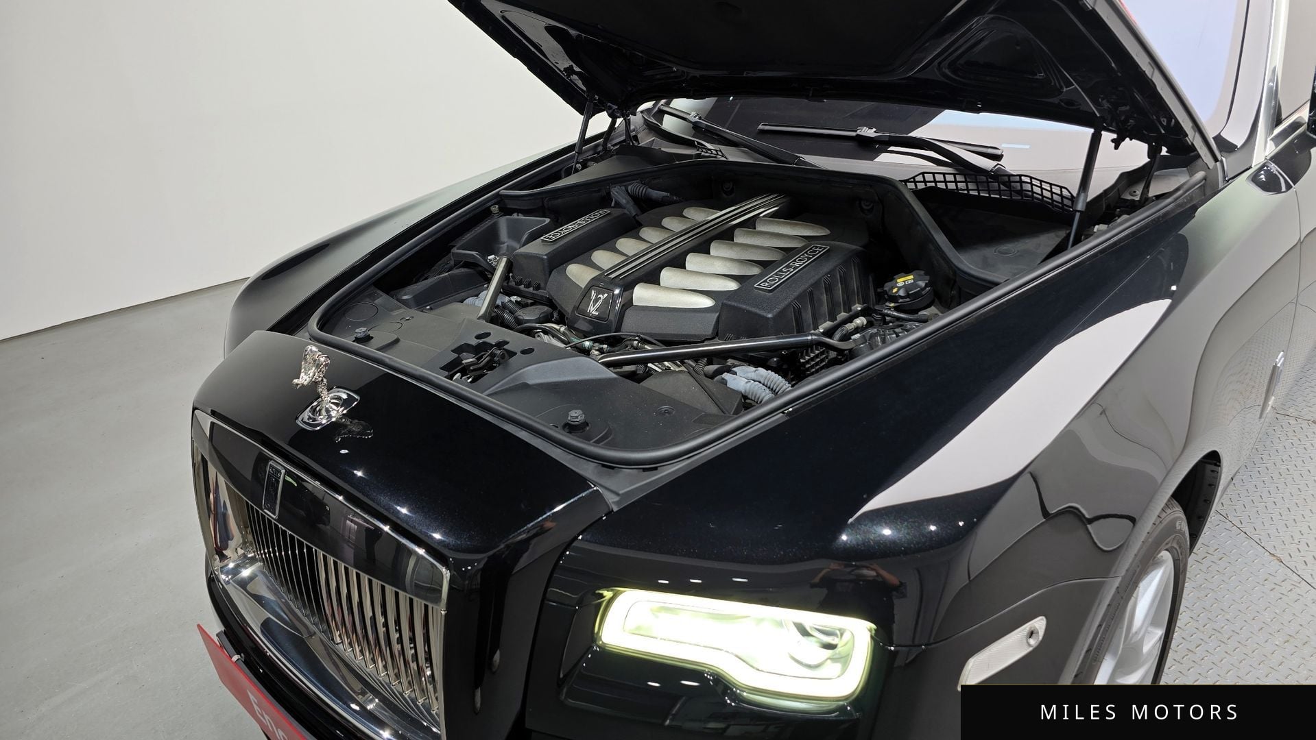 Rolls-Royce 고스트 2020 — миниатюра 6