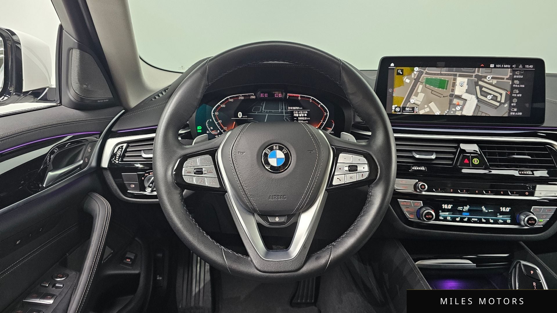 BMW 5 Series (G30) 2021 — миниатюра 11