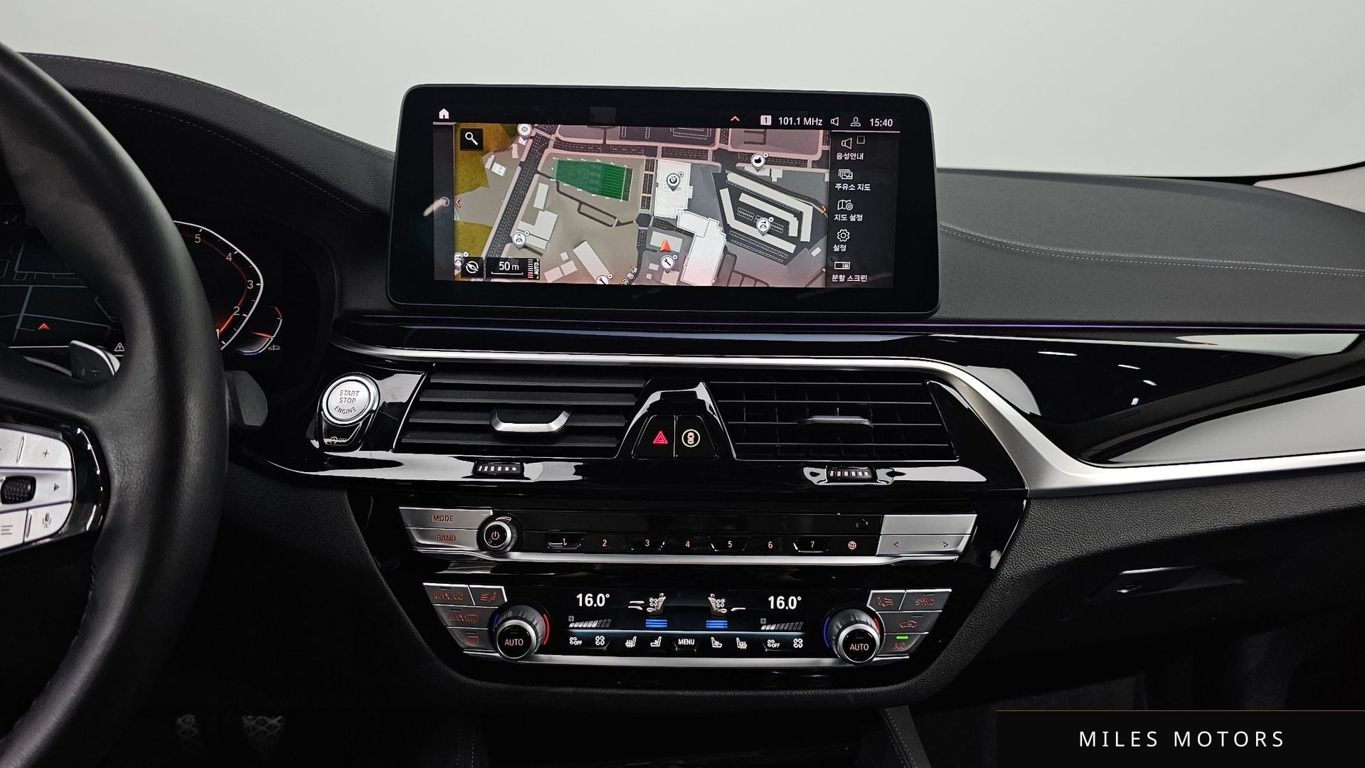 BMW 5 Series (G30) 2021 — миниатюра 12