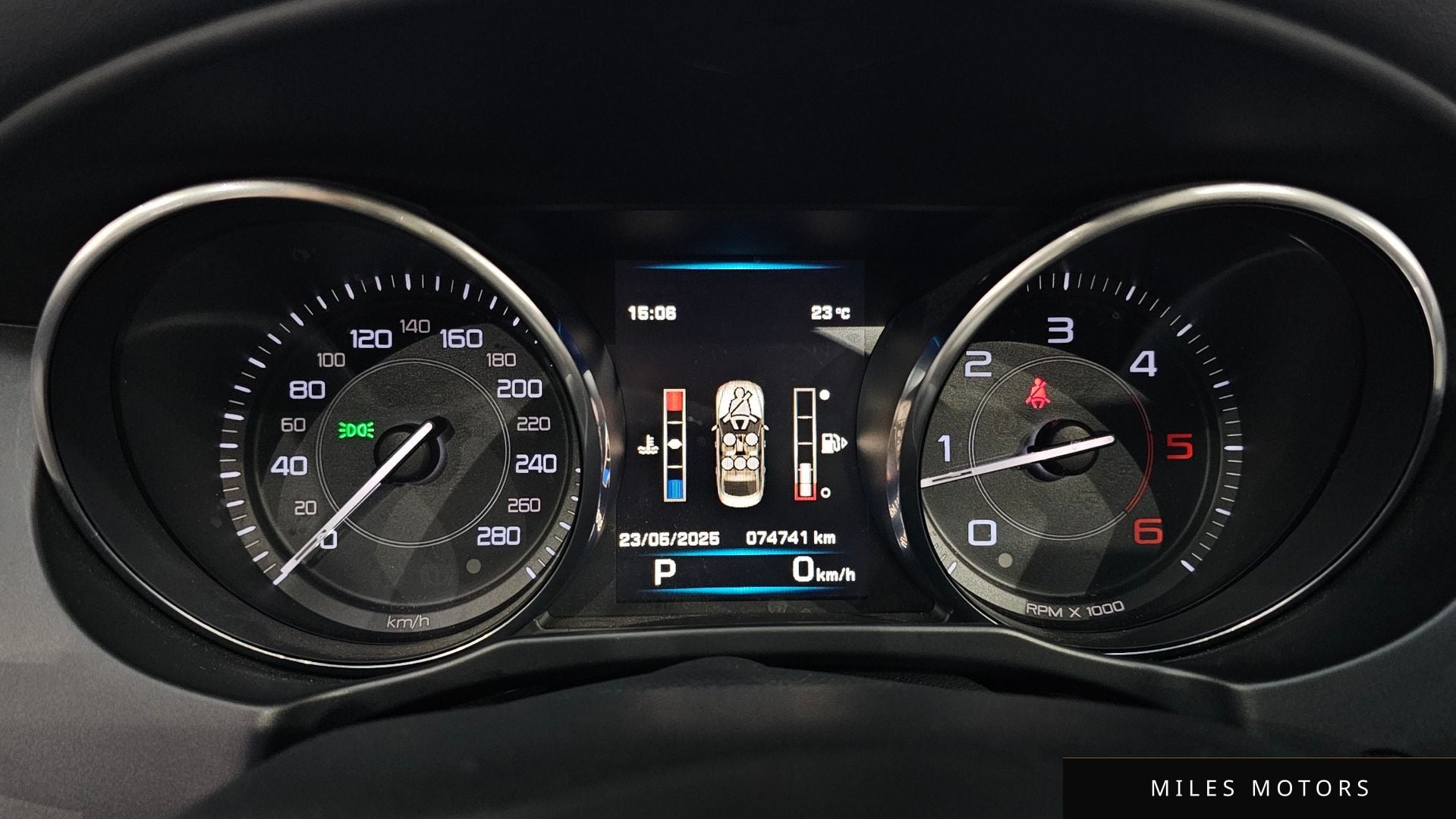 Jaguar XE 2016 — миниатюра 8