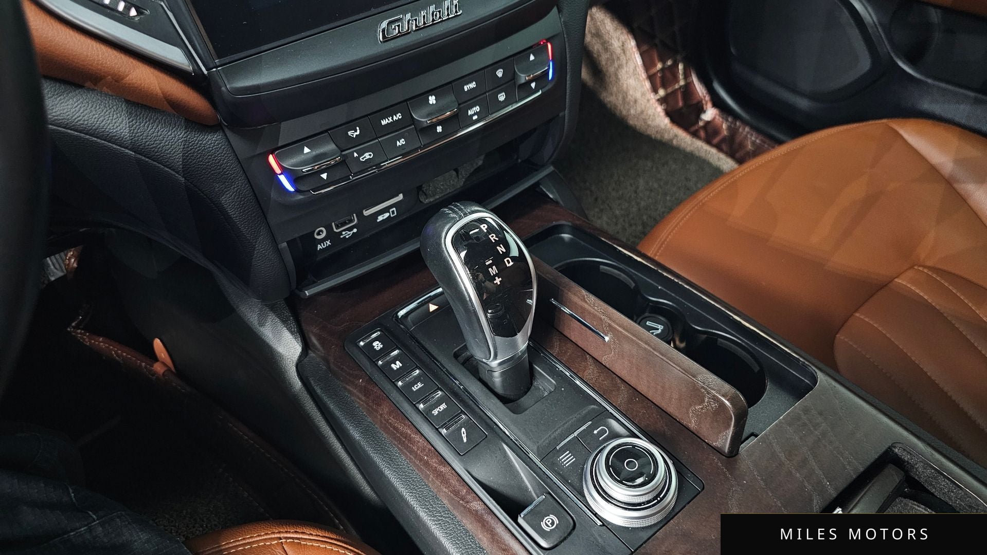 Maserati 기블리 2018 — миниатюра 9