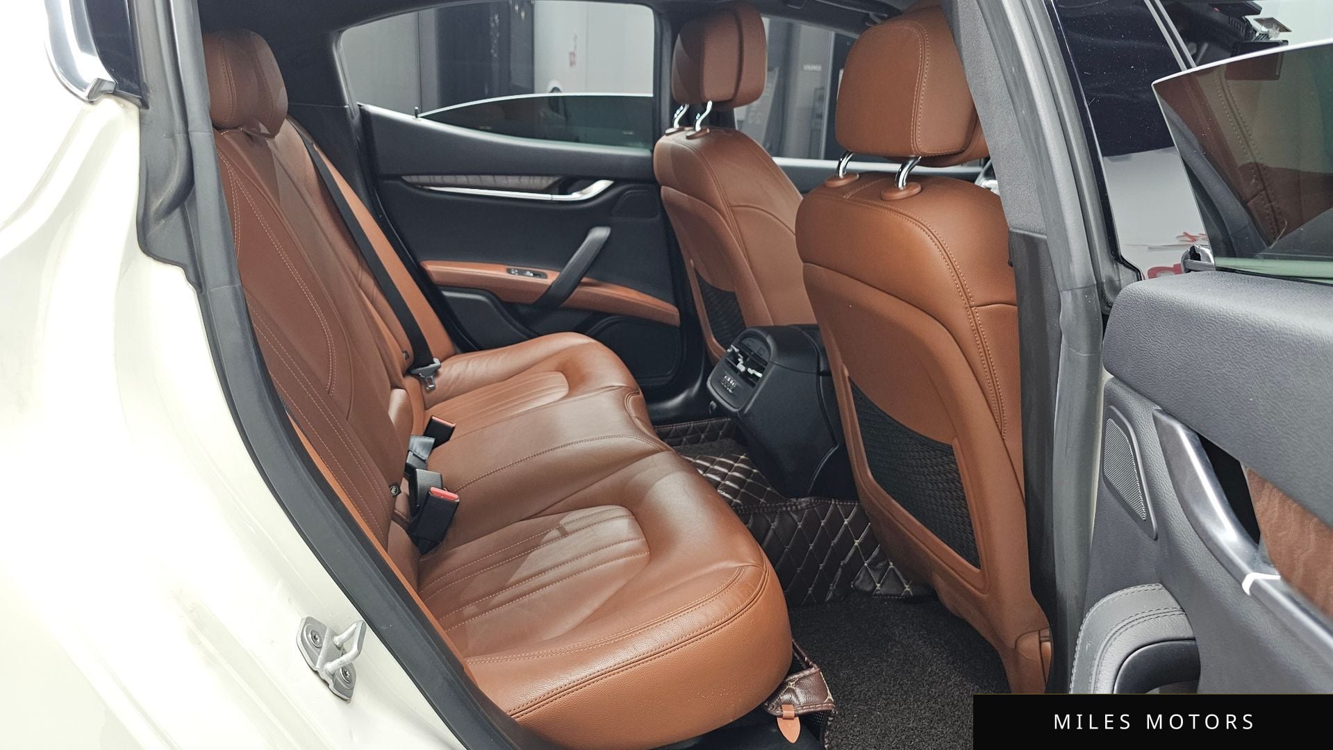 Maserati 기블리 2018 — миниатюра 11