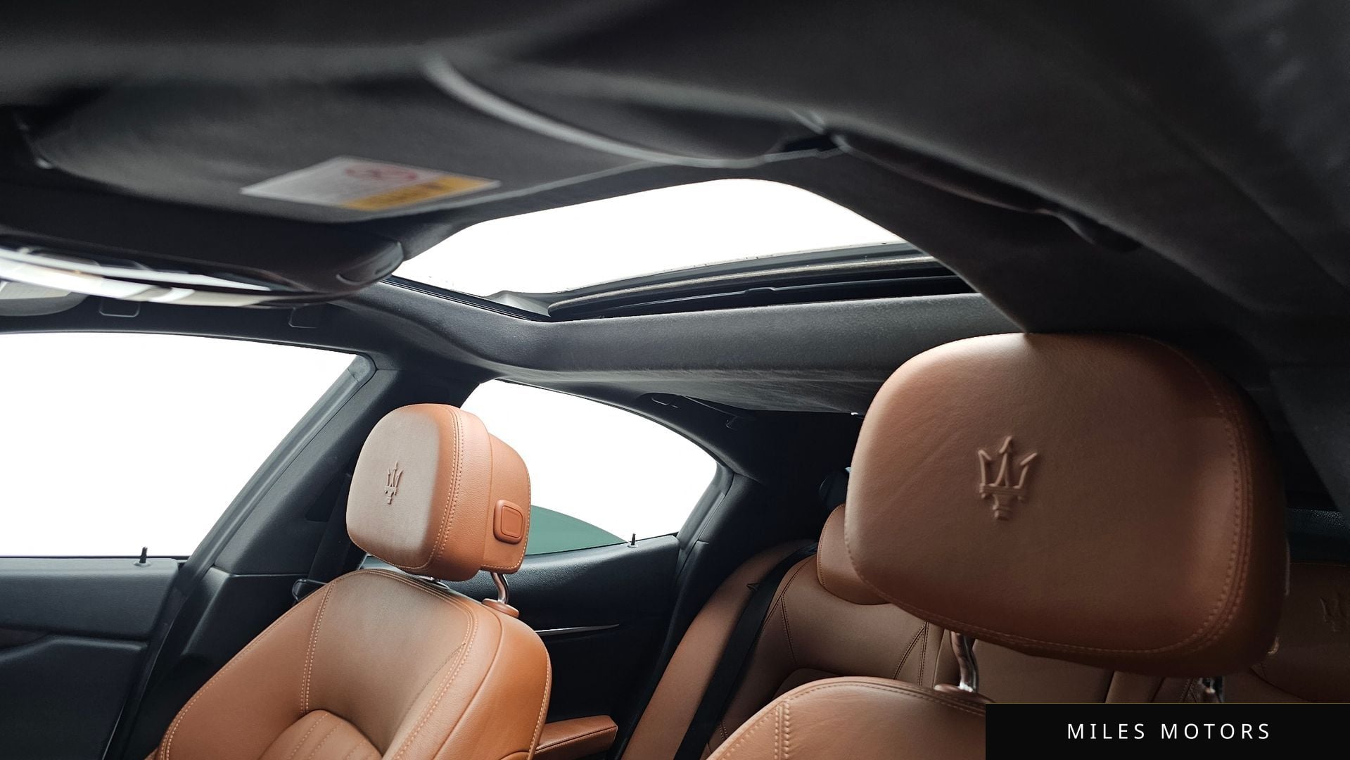 Maserati 기블리 2018 — миниатюра 18
