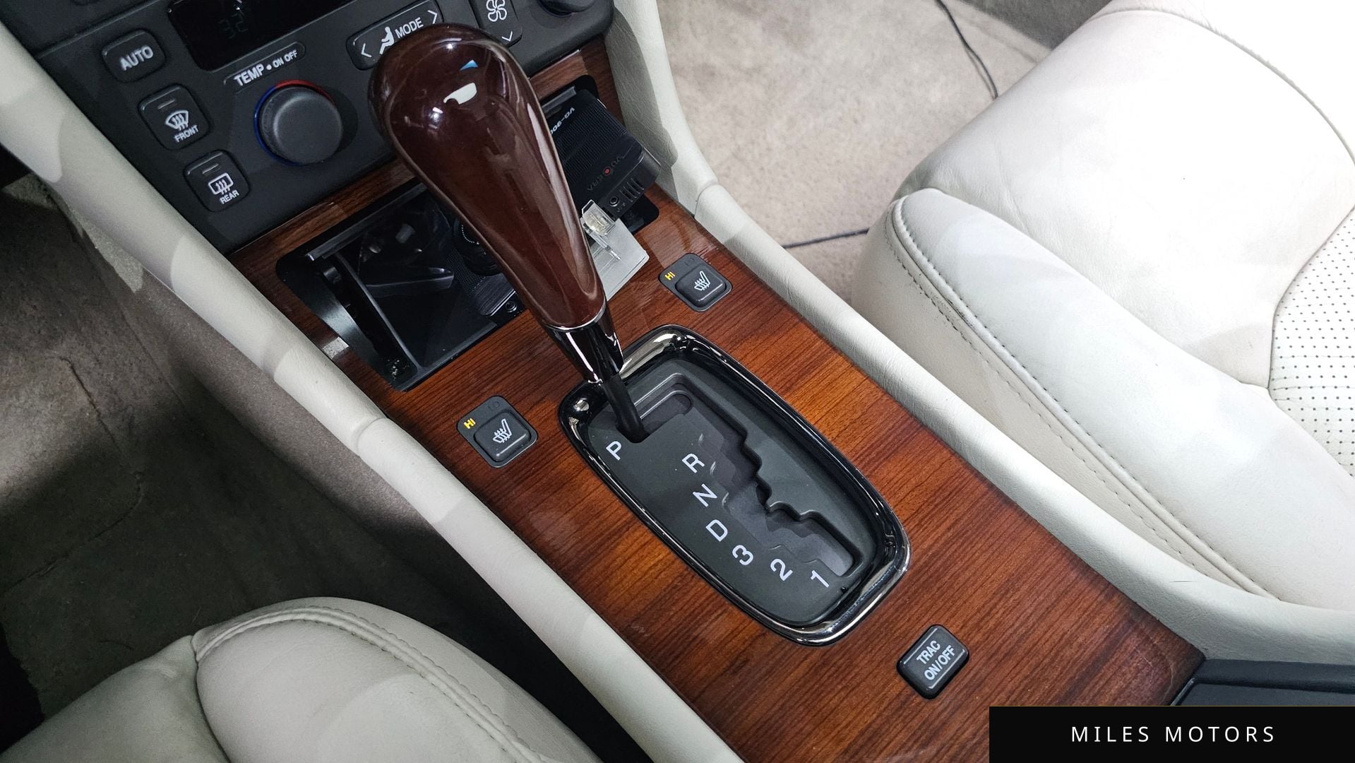 Cadillac 스빌 2000 — миниатюра 9