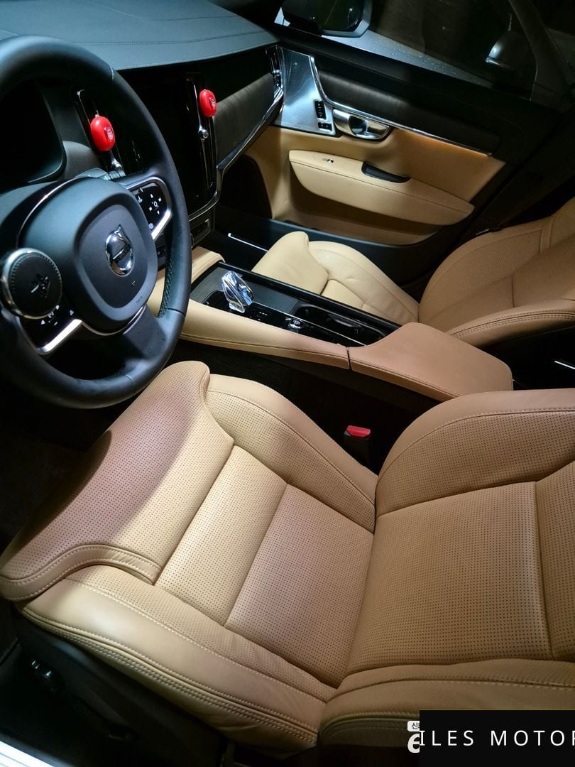 Volvo S90 2023 — миниатюра 7