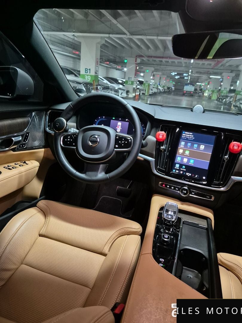 Volvo S90 2023 — миниатюра 10