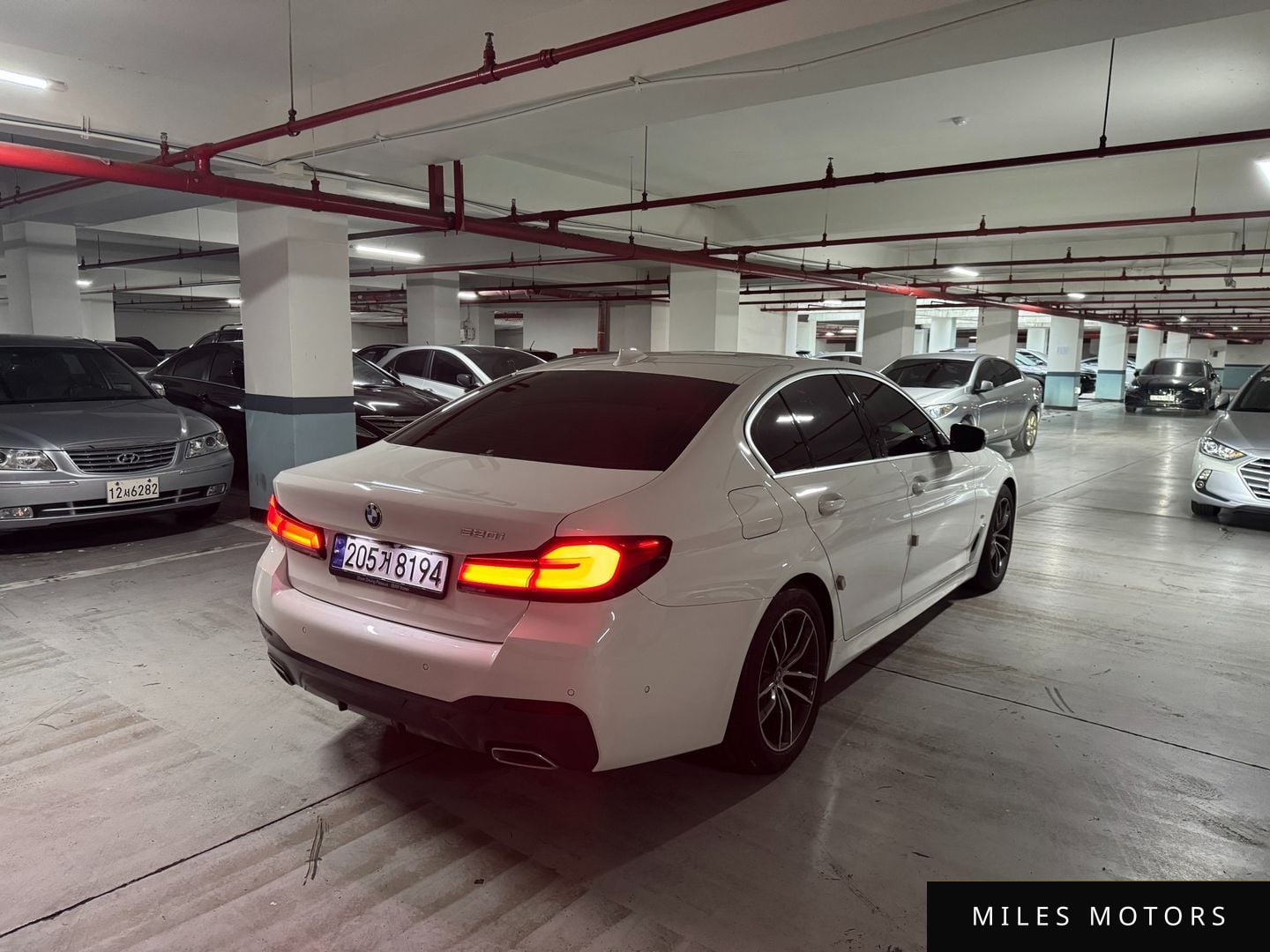 BMW 5 Series (G30) 2023 — миниатюра 7
