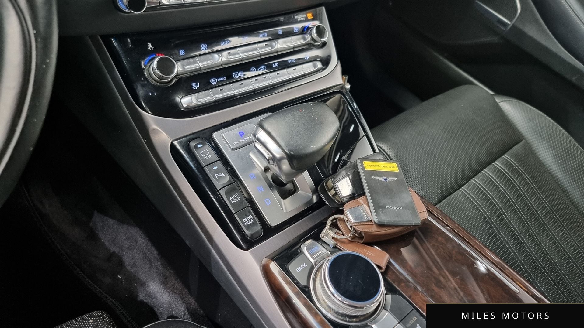 Genesis EQ900 2018 — миниатюра 9