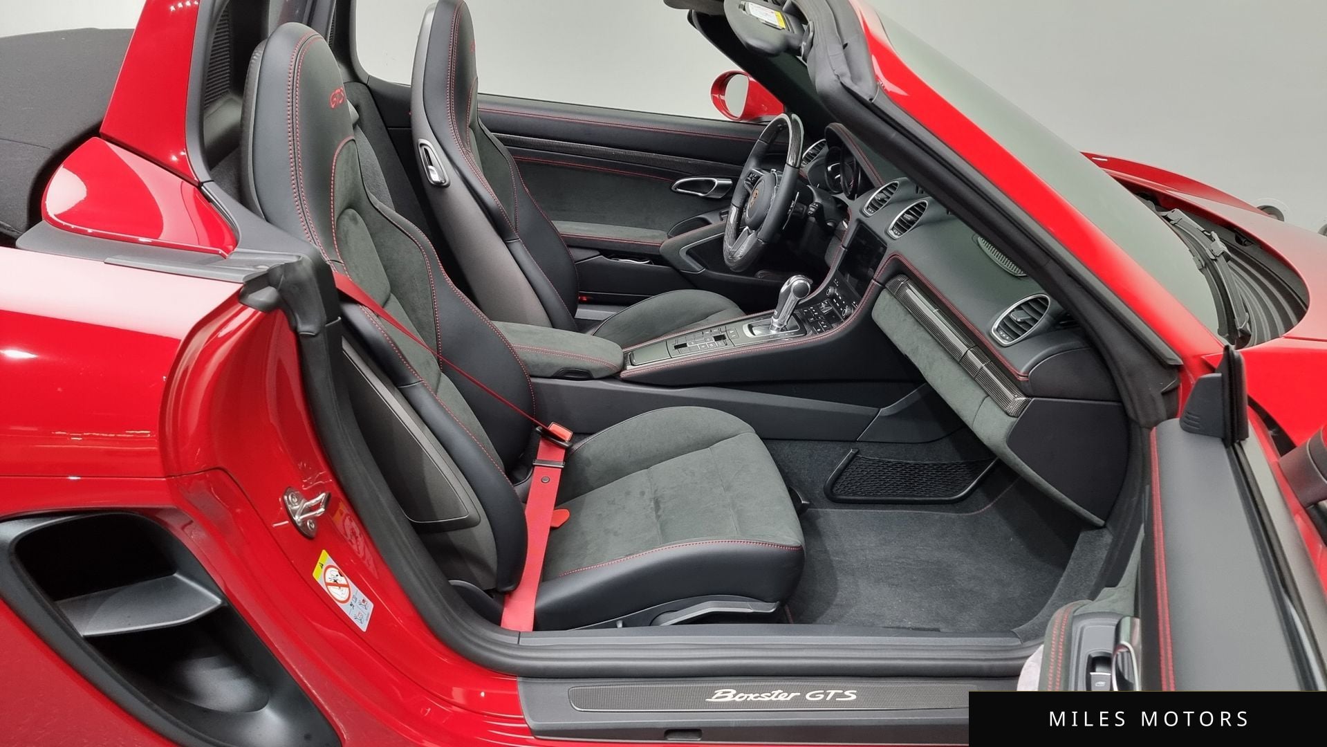 Porsche 718 박스터 2024 — миниатюра 11