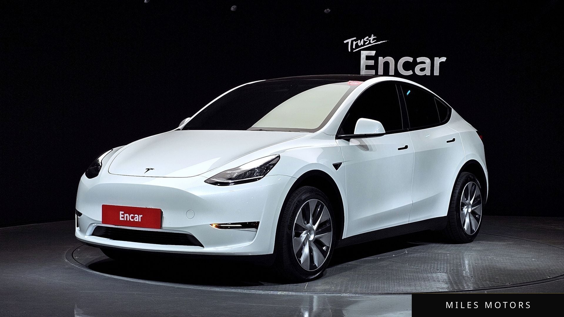 Tesla Model Y 2022 — фото 1 из 12