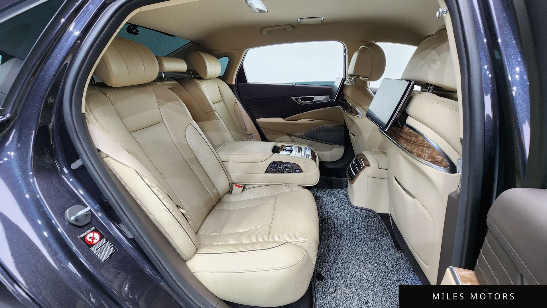 Kia K9 2019 — миниатюра 19