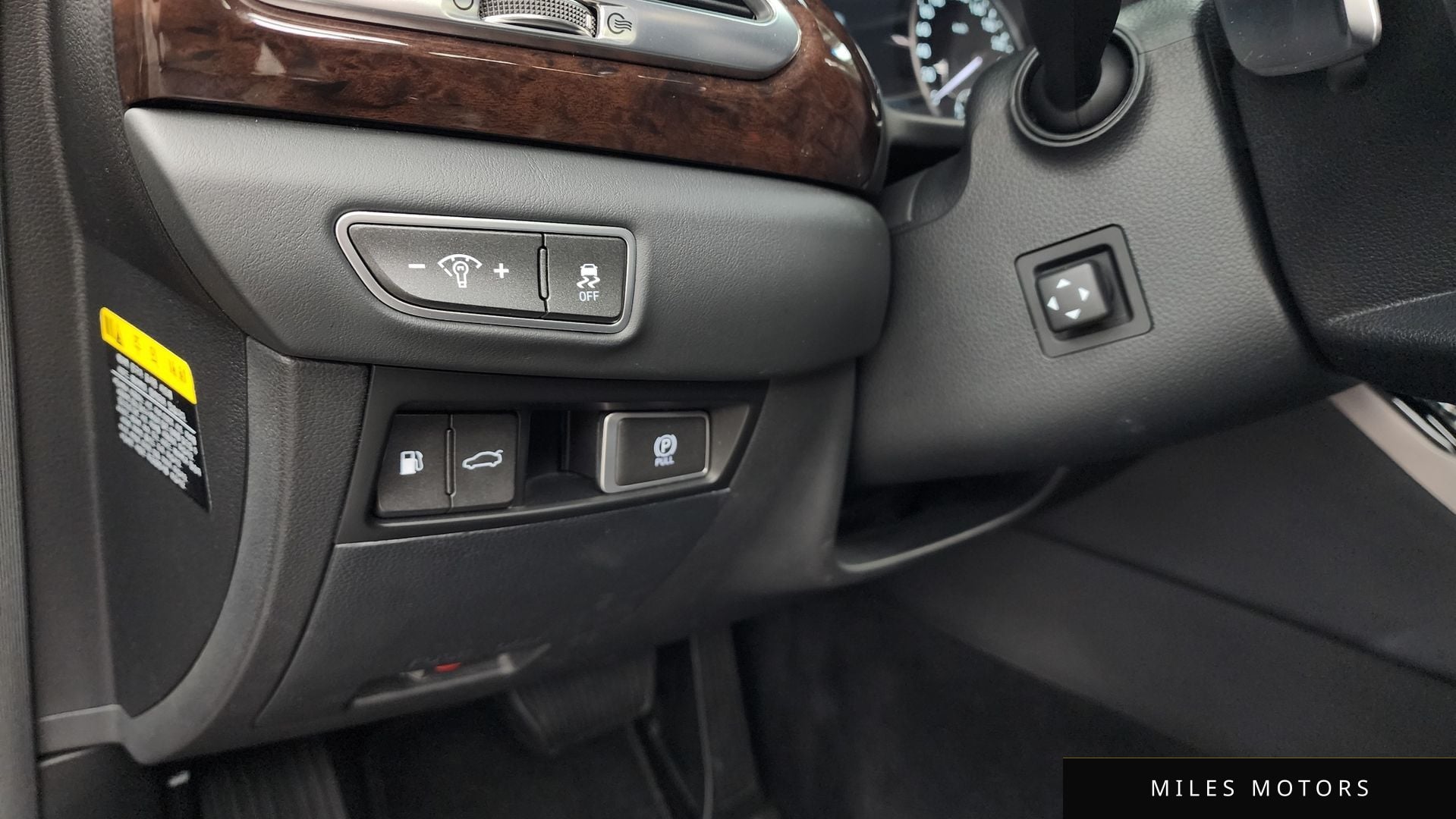 Genesis EQ900 2016 — миниатюра 18