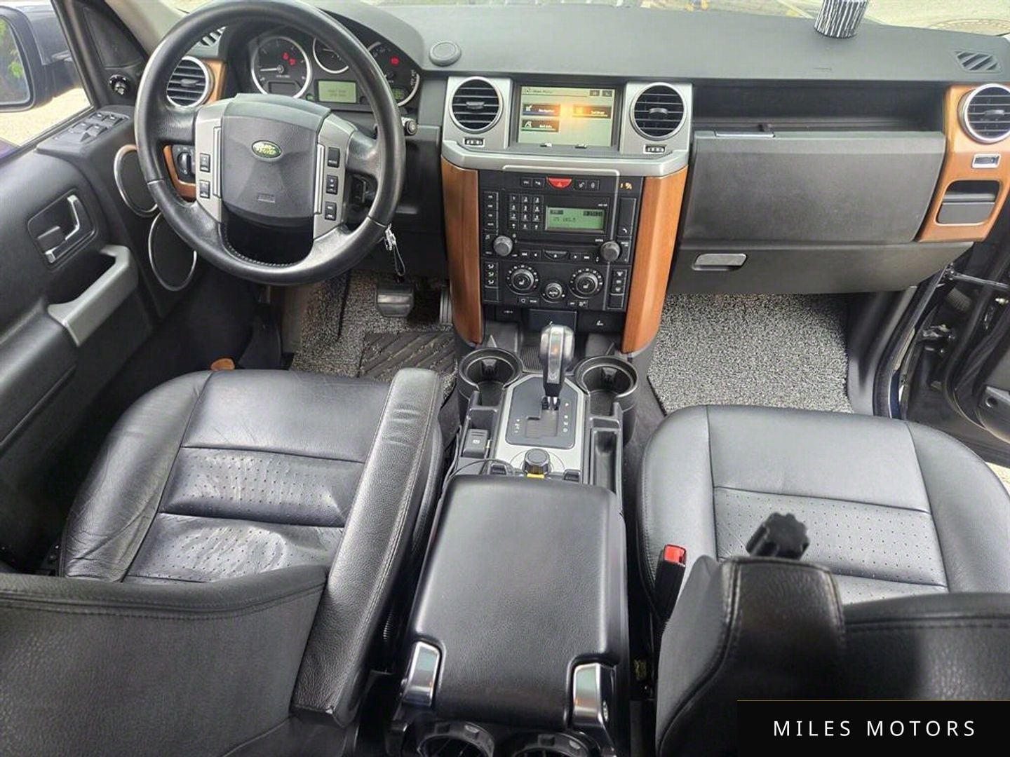 Land Rover Discovery 2009 — миниатюра 11