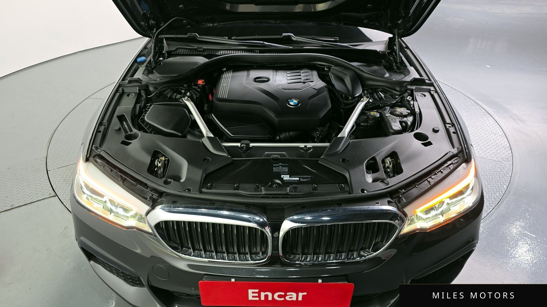 BMW 5 Series (G30) 2020 — миниатюра 6
