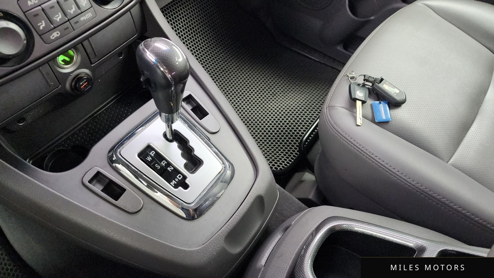 KG Mobility KORANDO 2014 — миниатюра 9
