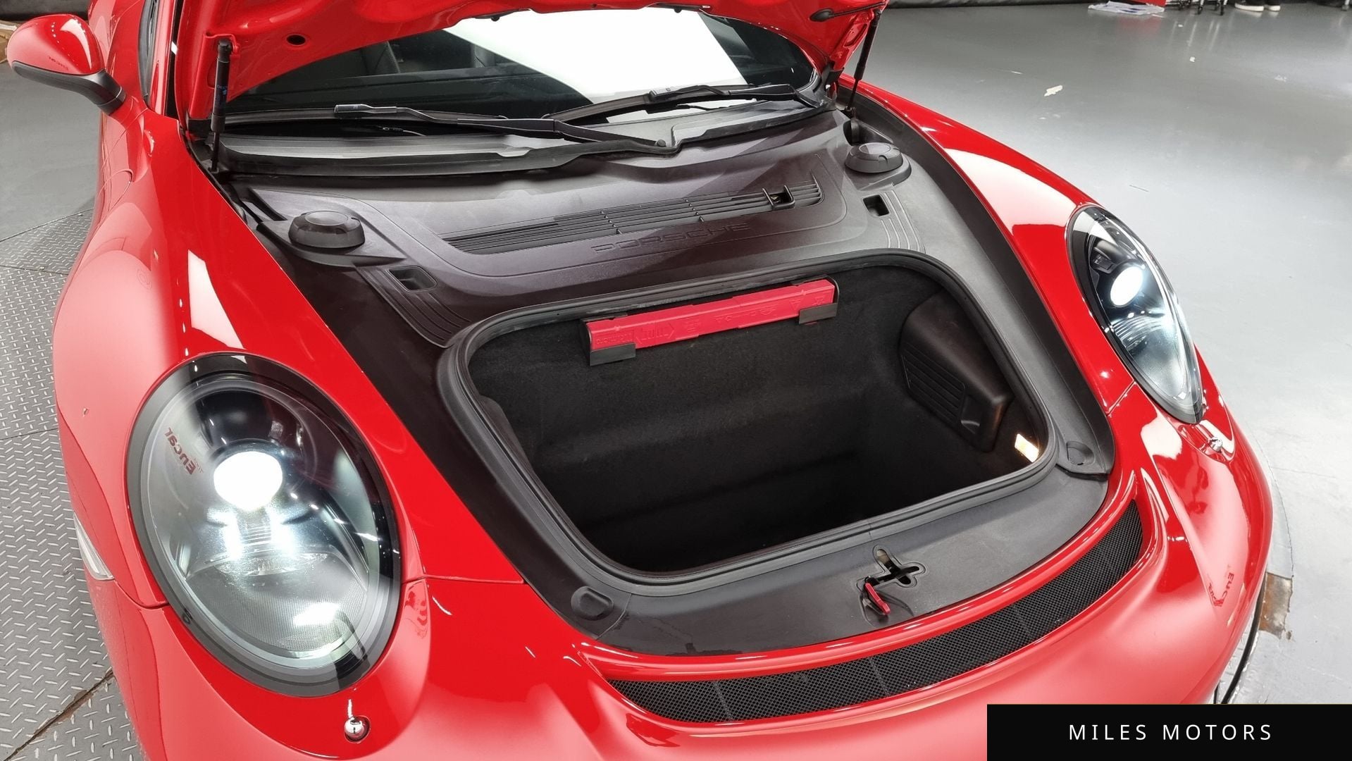 Porsche 911 2017 — миниатюра 6