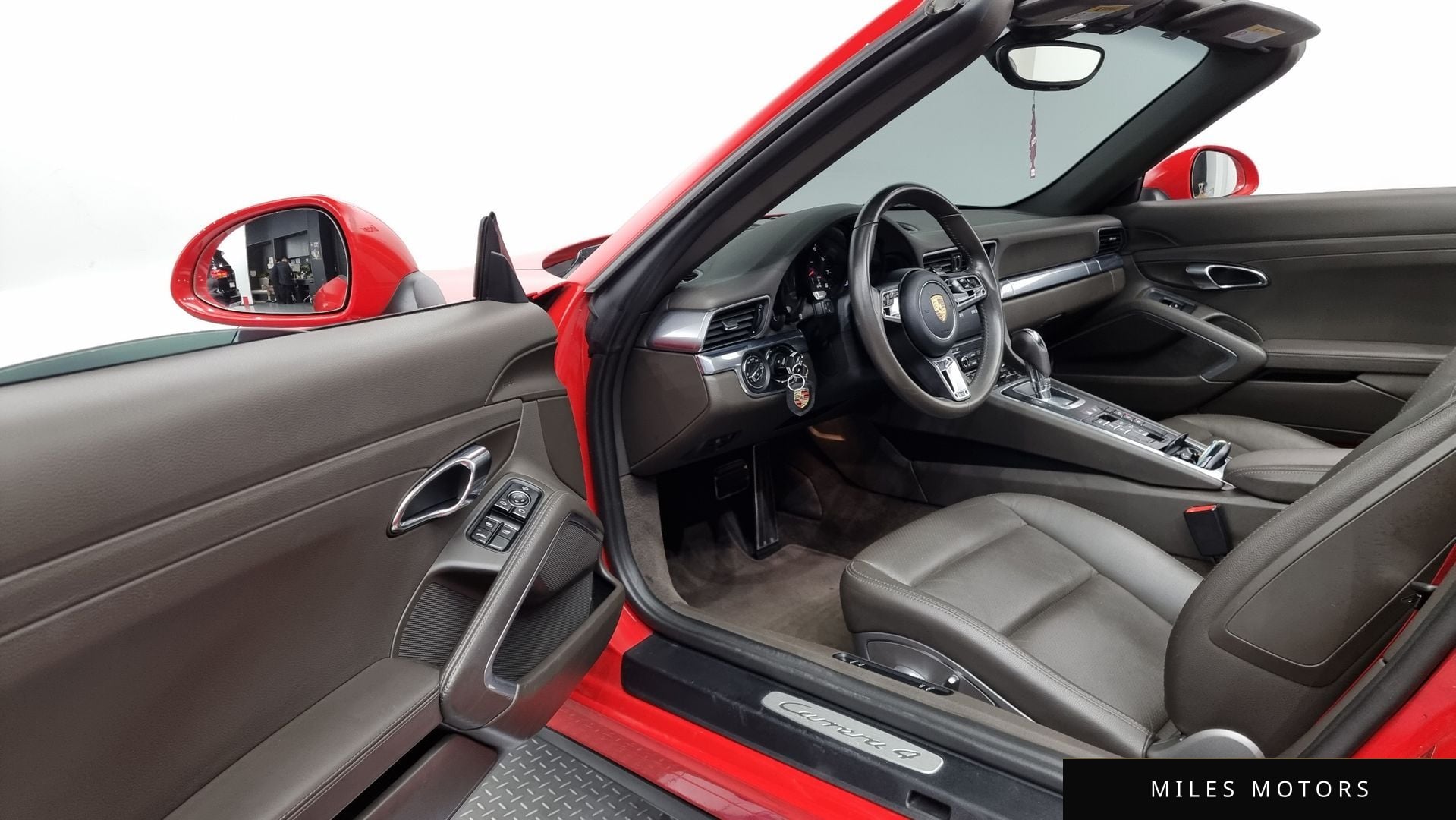 Porsche 911 2017 — миниатюра 10
