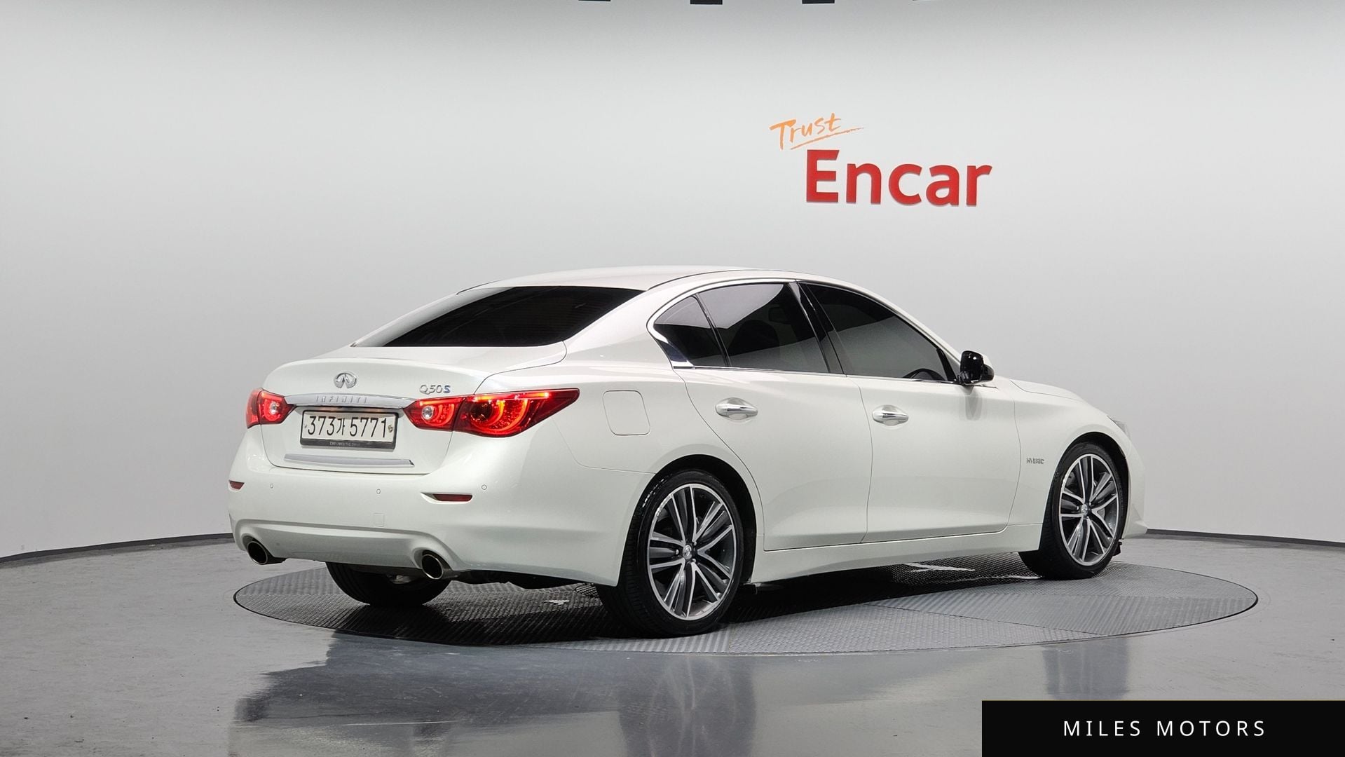 Infiniti Q50 2016 — миниатюра 2