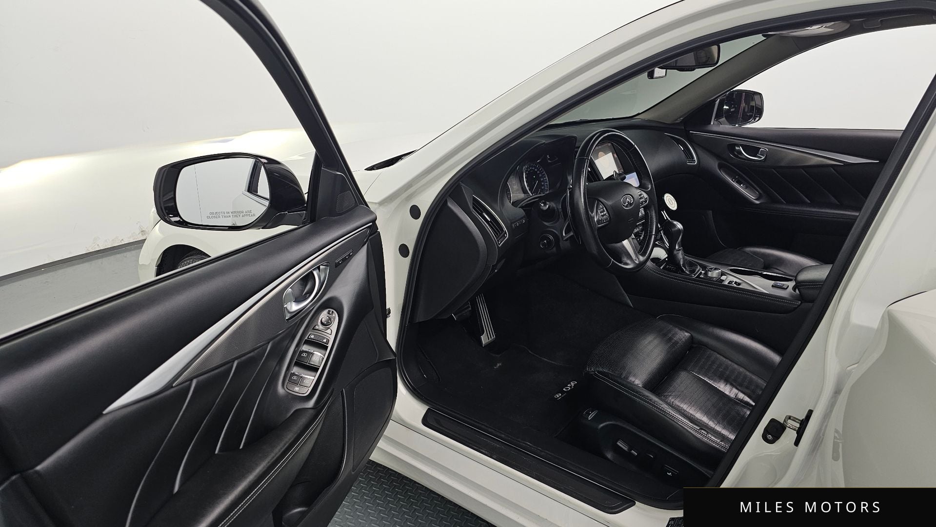 Infiniti Q50 2016 — миниатюра 11