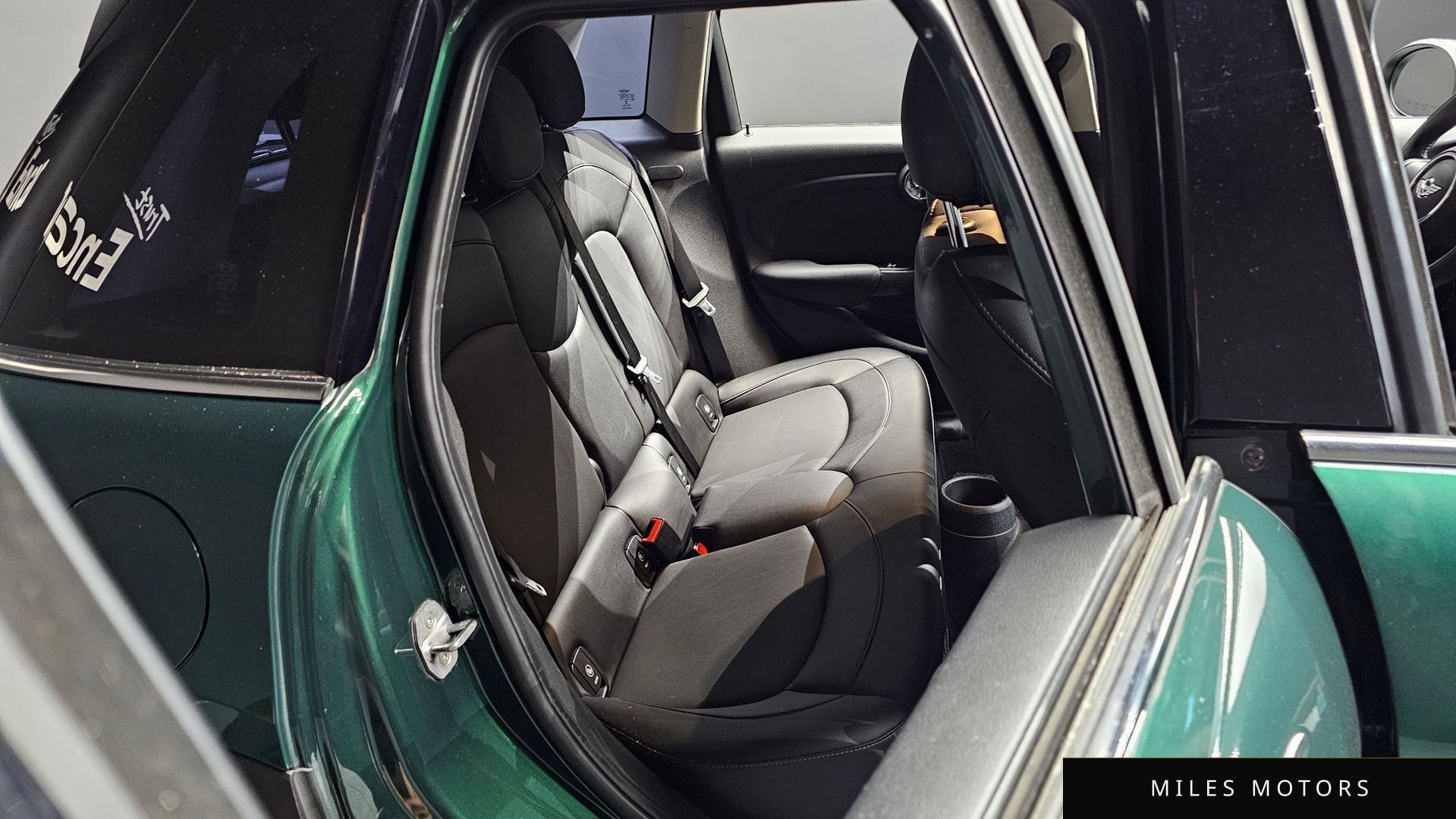 MINI Cooper 2018 — миниатюра 12