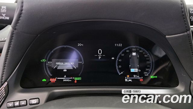 Лексус LS500h 2024 — миниатюра 8