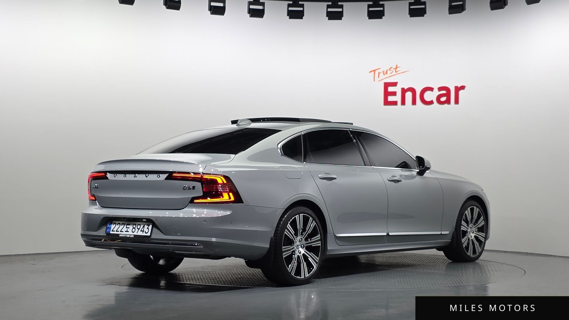 Volvo S90 2025 — миниатюра 2