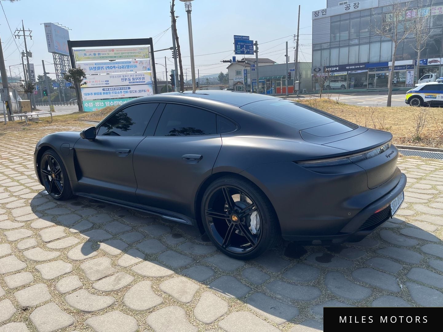Porsche Taycan 2024 — миниатюра 8