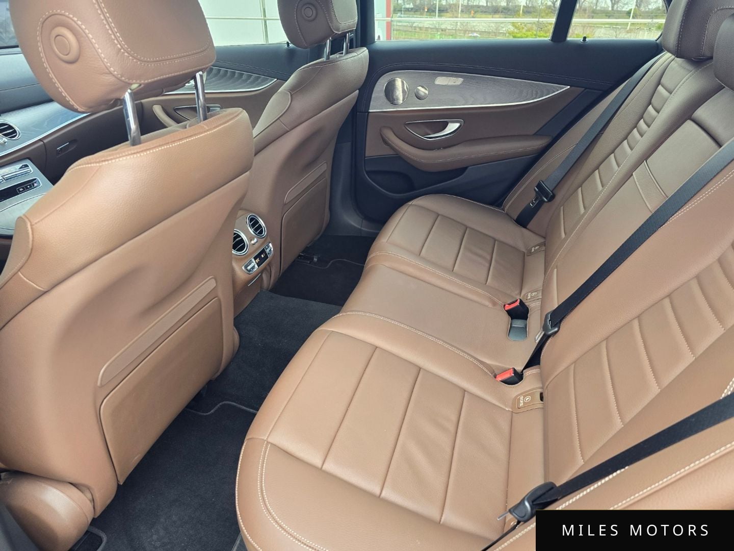 Mercedes-Benz E-Class W213 2022 — миниатюра 12