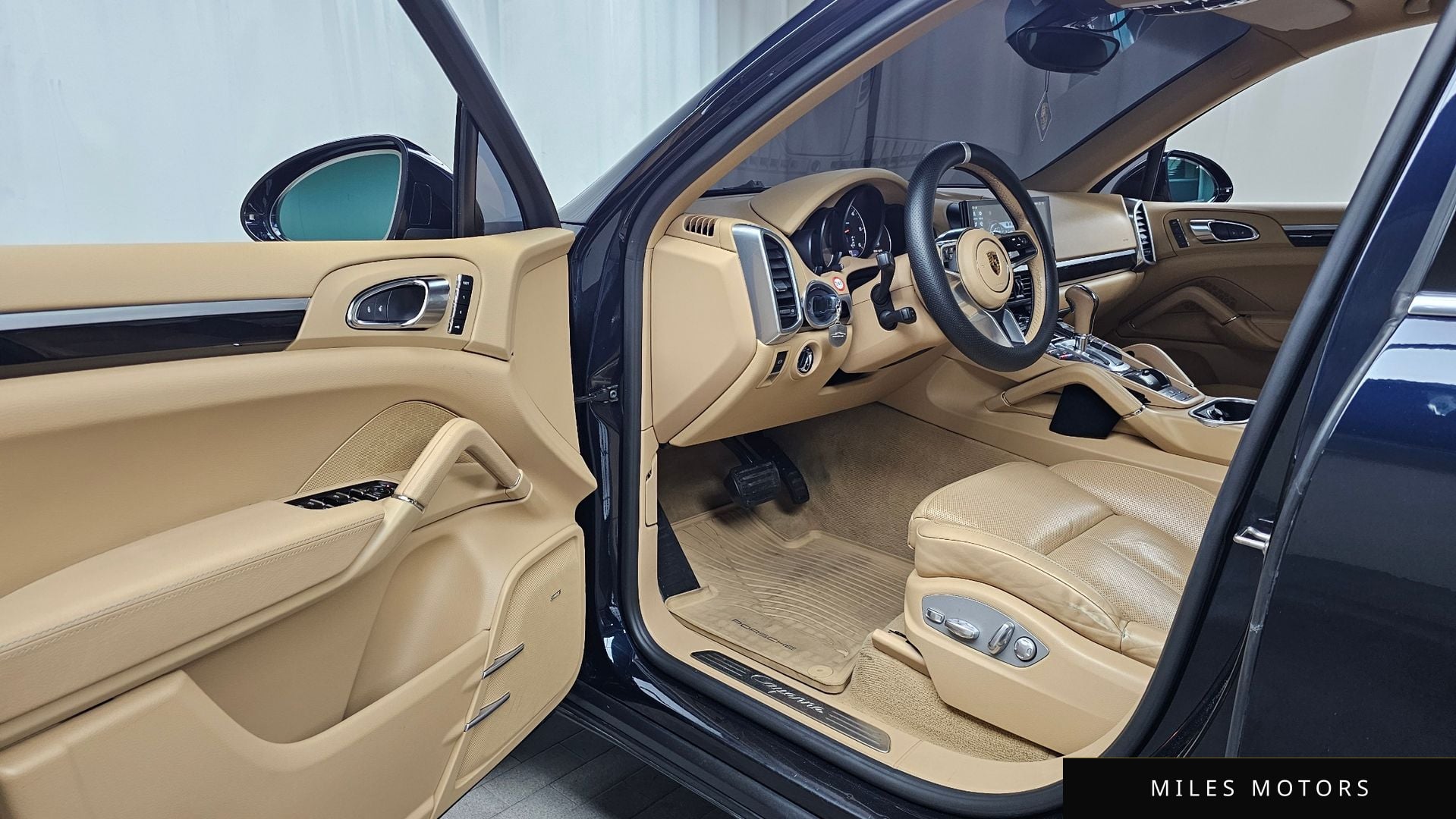 Porsche 카이엔 2016 — миниатюра 10