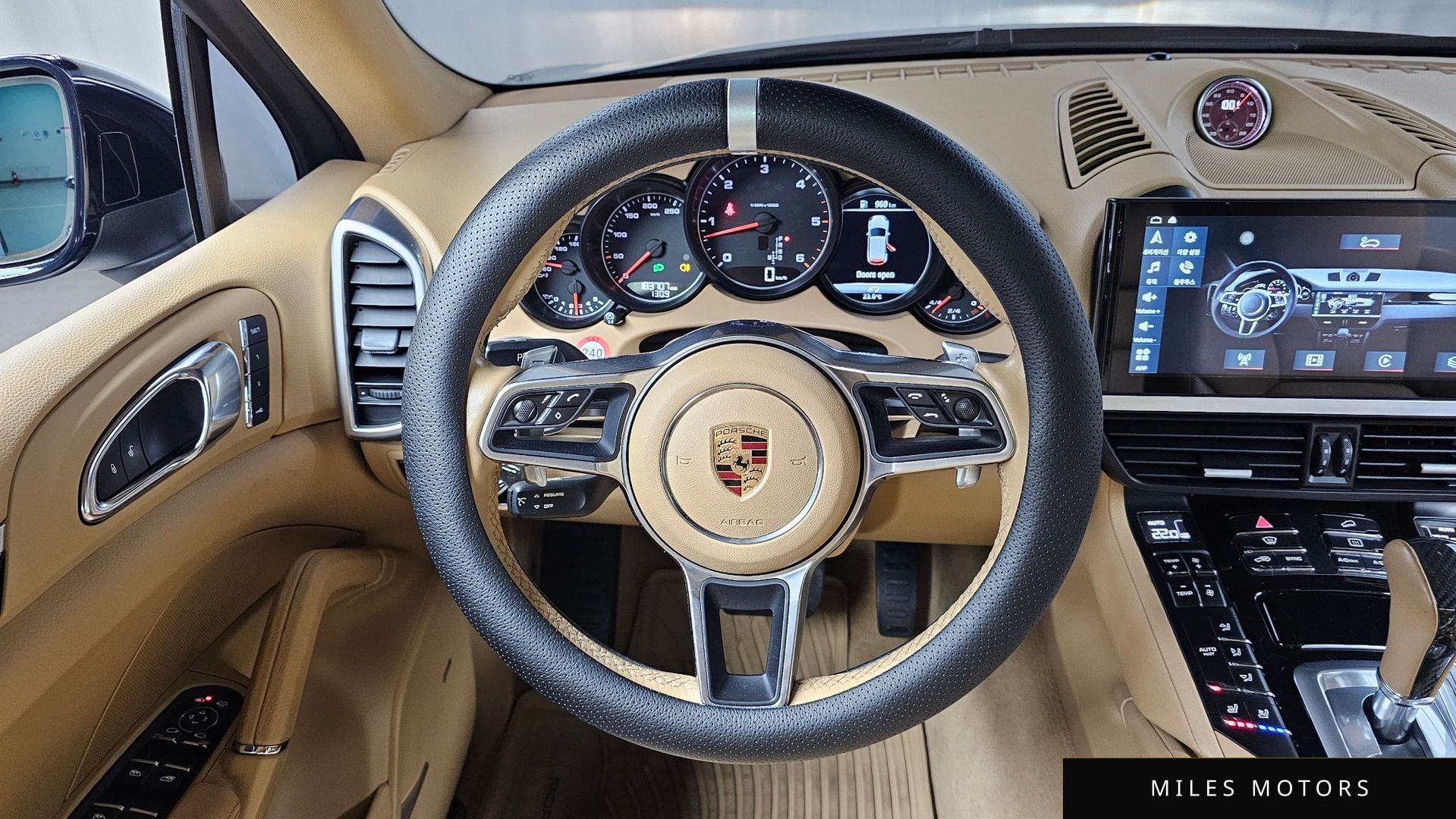 Porsche 카이엔 2016 — миниатюра 13