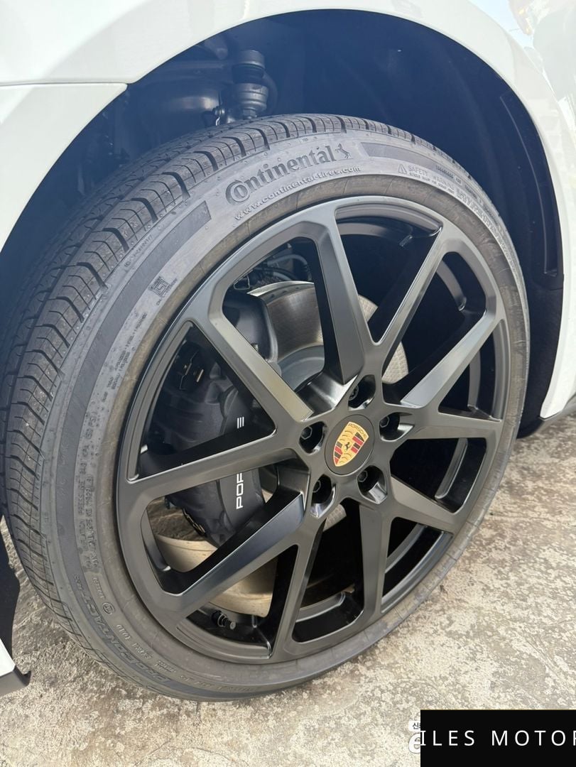 Porsche 파나메라 (976) 2025 — миниатюра 8