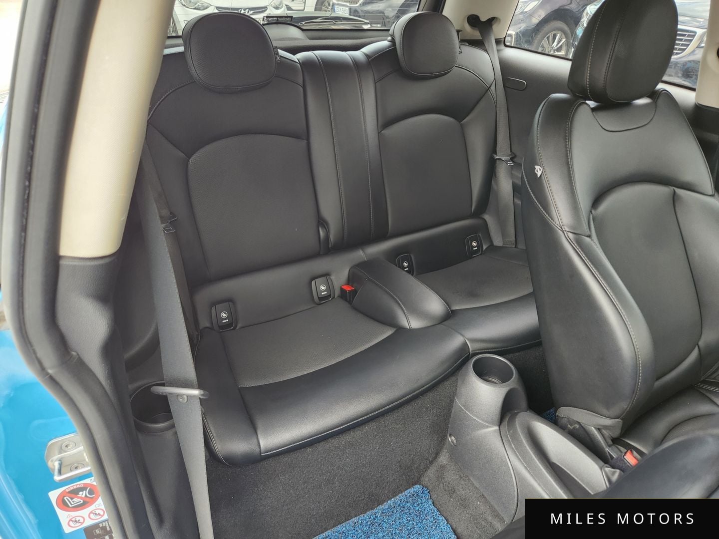 MINI Cooper D 2015 — миниатюра 10