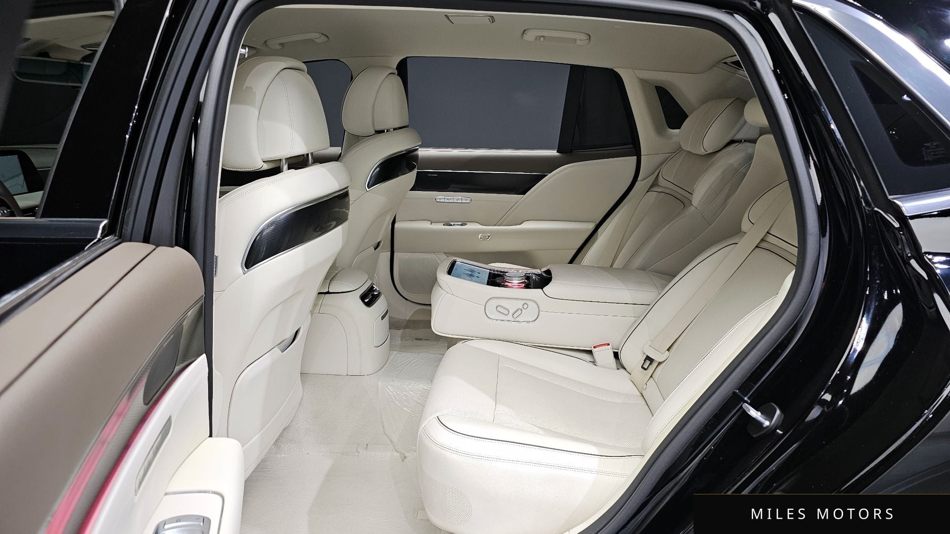 Genesis G90 (RS4) 2023 — миниатюра 11
