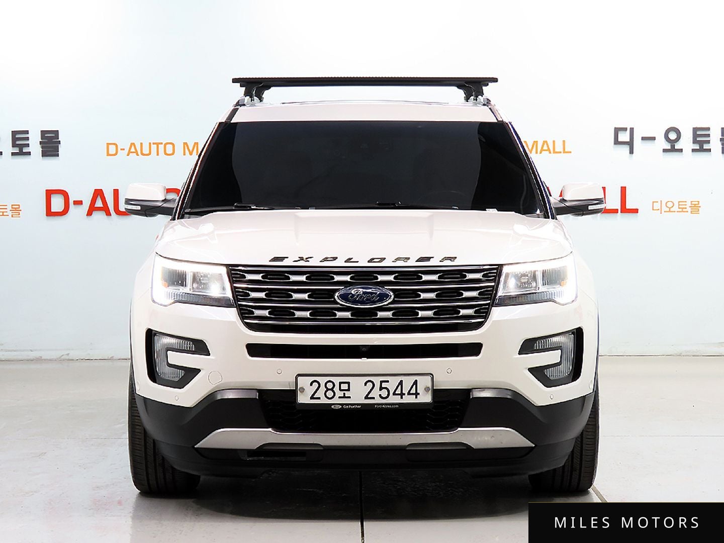 Ford Explorer 2017 — миниатюра 3