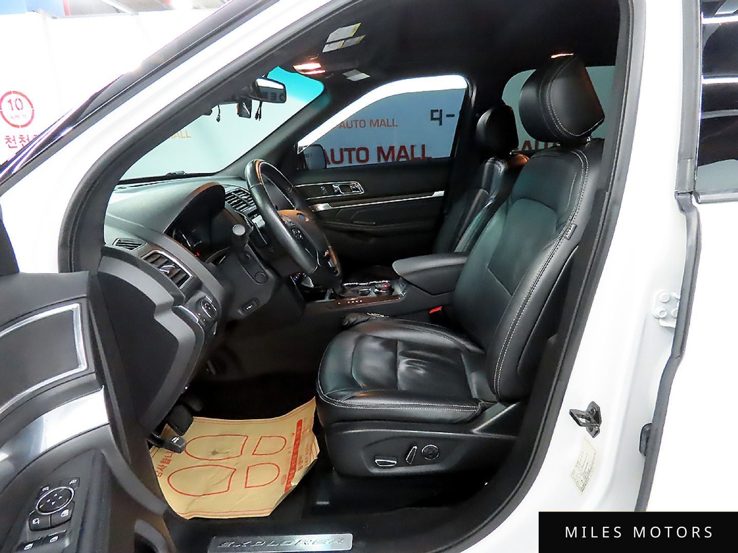 Ford Explorer 2017 — миниатюра 10