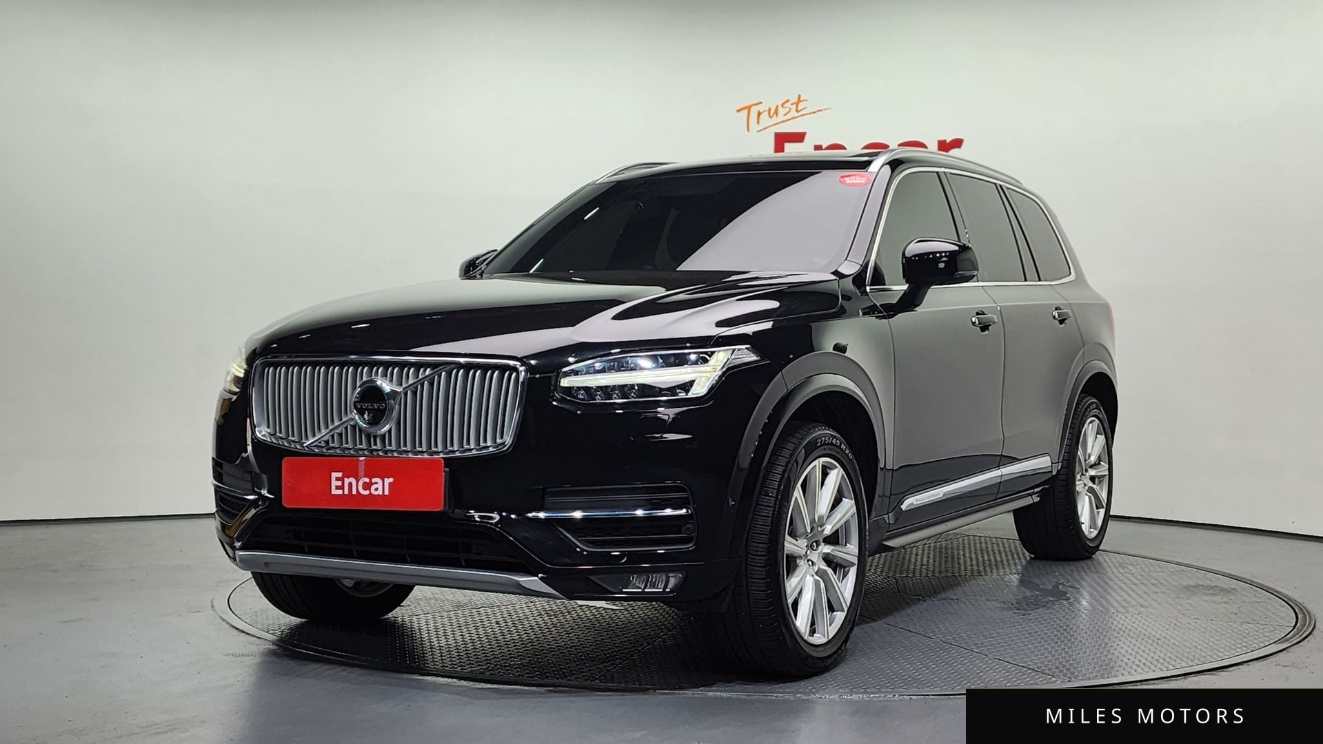 Volvo XC90 2017 — фото 1 из 12