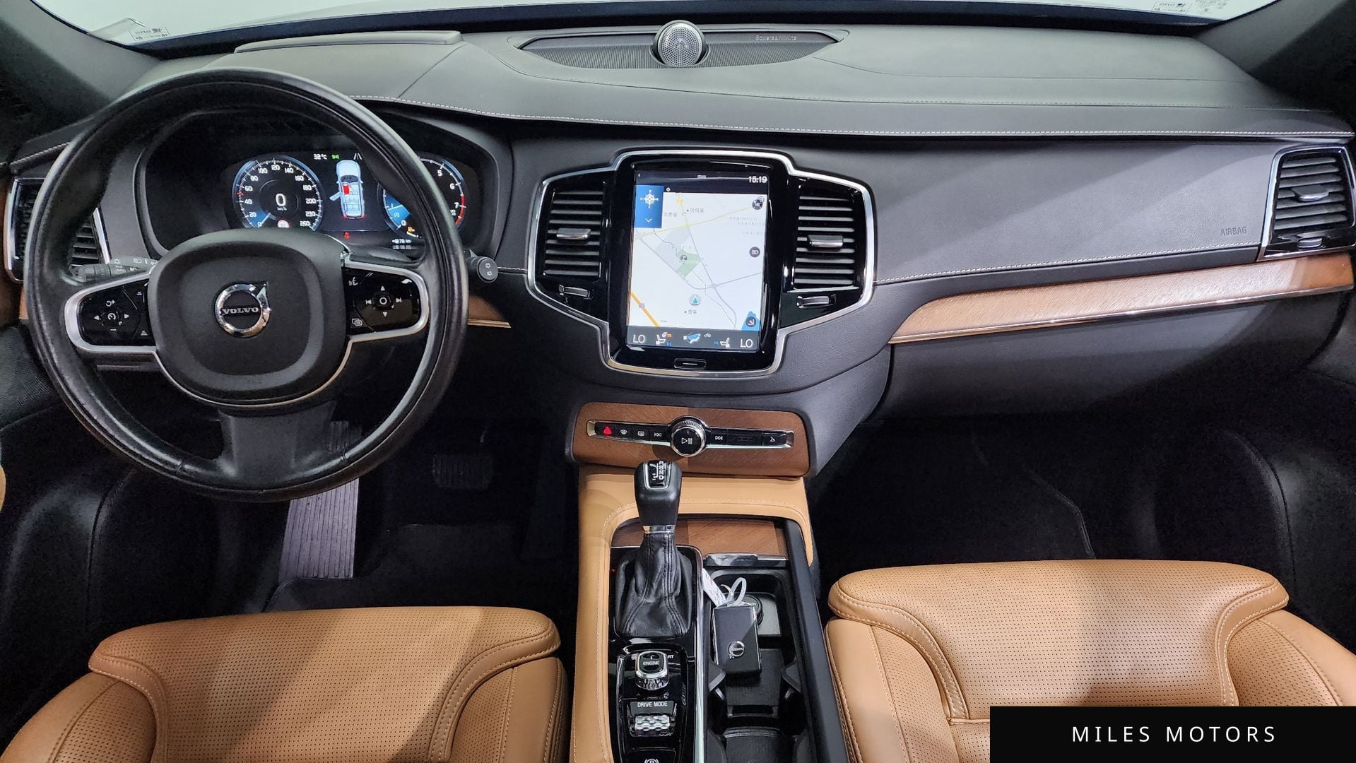 Volvo XC90 2017 — миниатюра 7