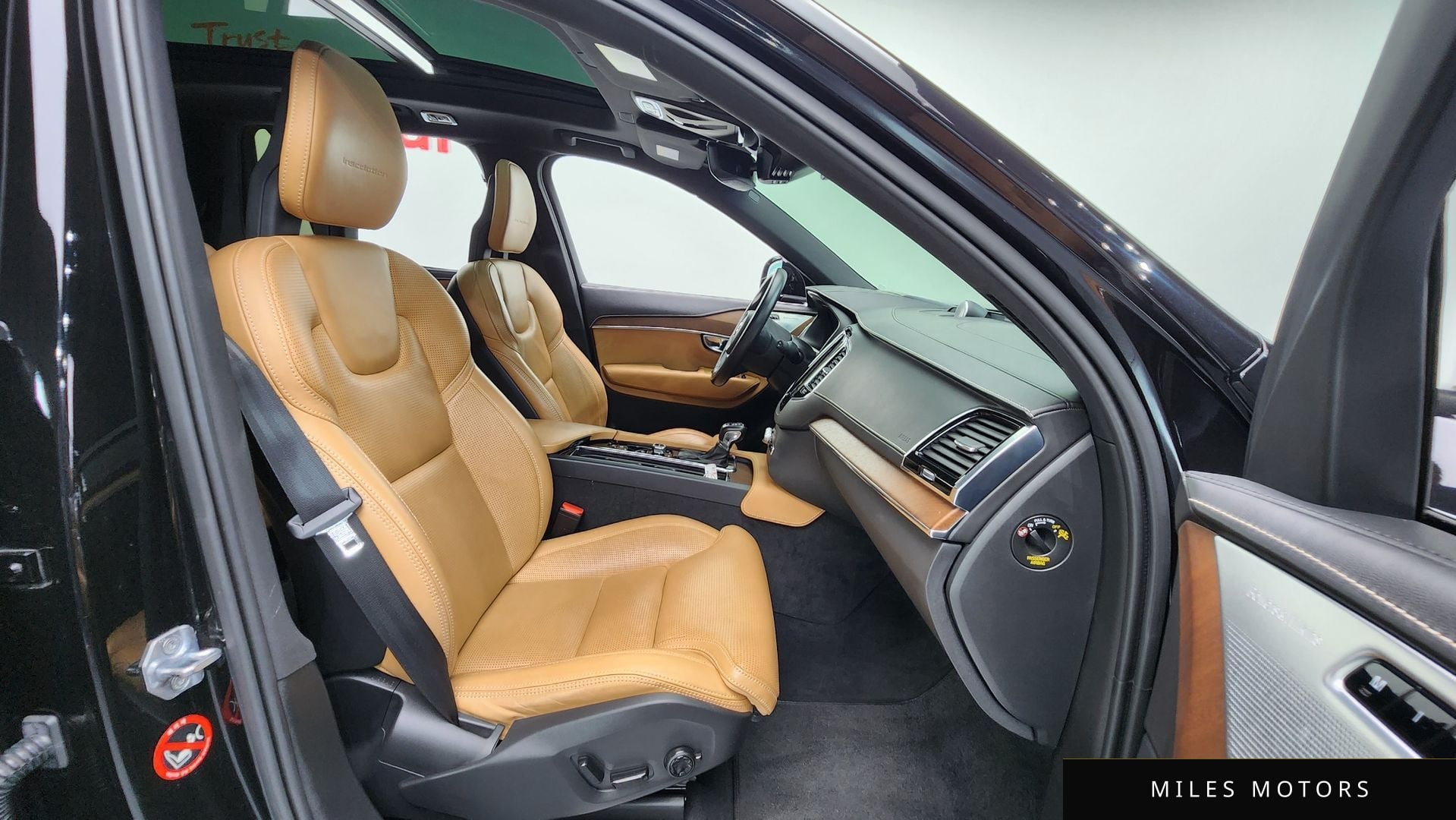Volvo XC90 2017 — миниатюра 10