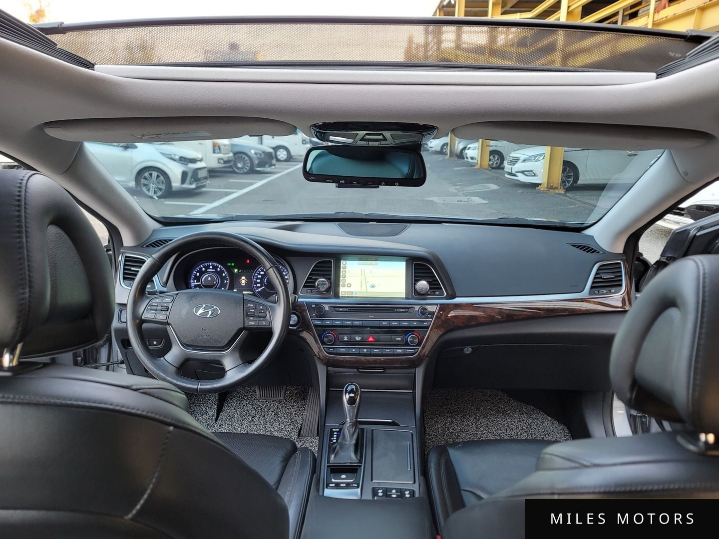 Hyundai Aslan 2017 — миниатюра 12
