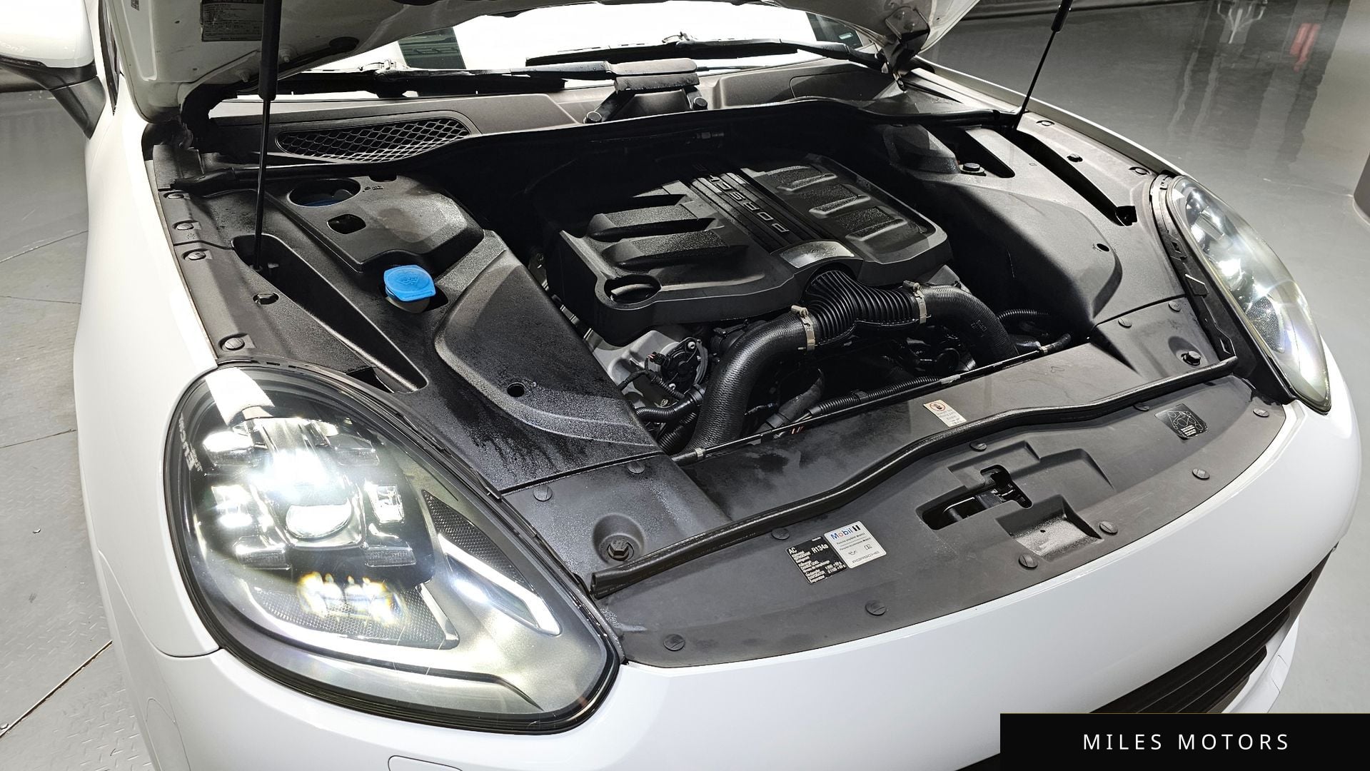 Porsche Cayenne 2016 — миниатюра 6