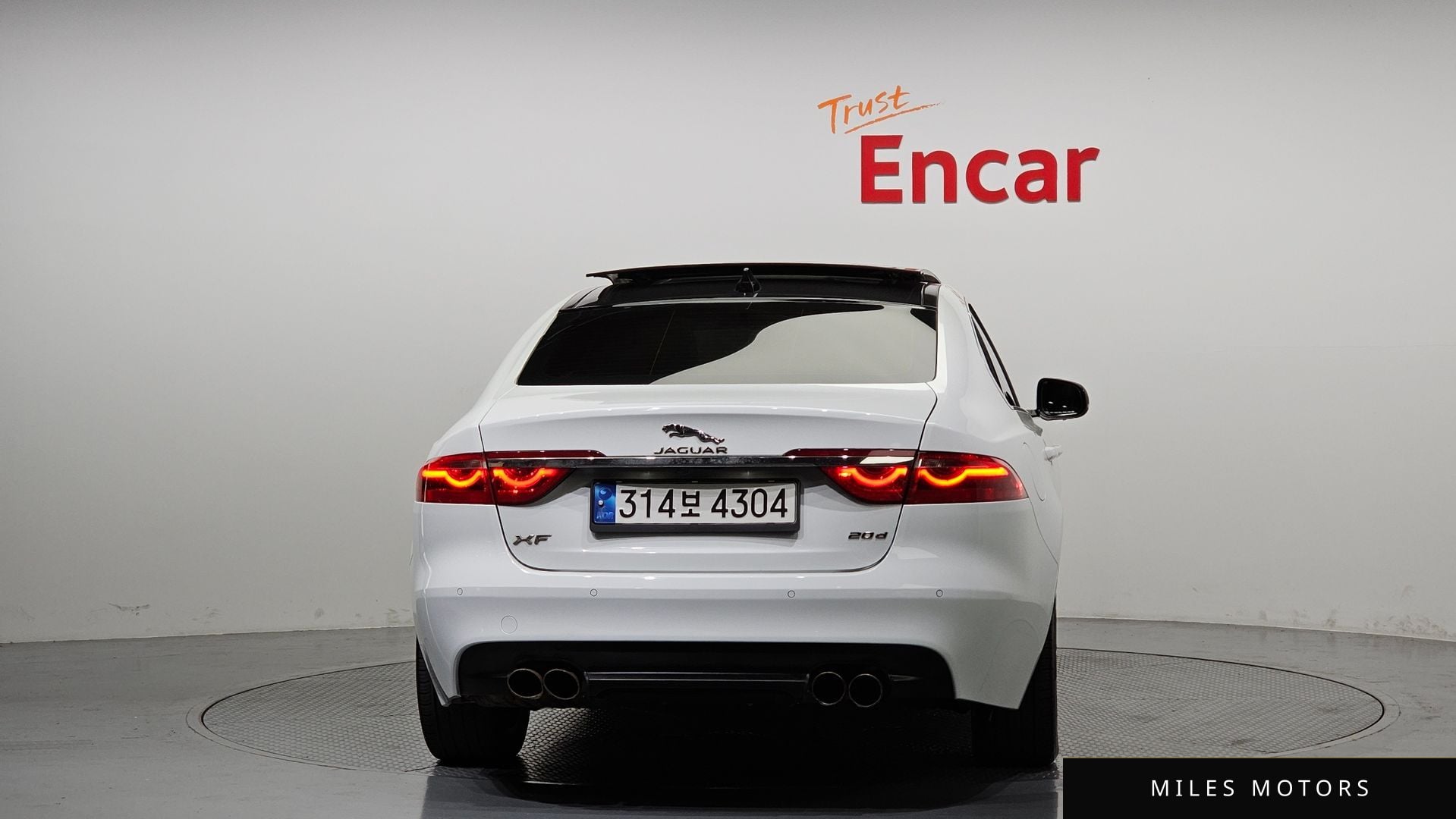 Jaguar XF (X260) 2017 — миниатюра 4
