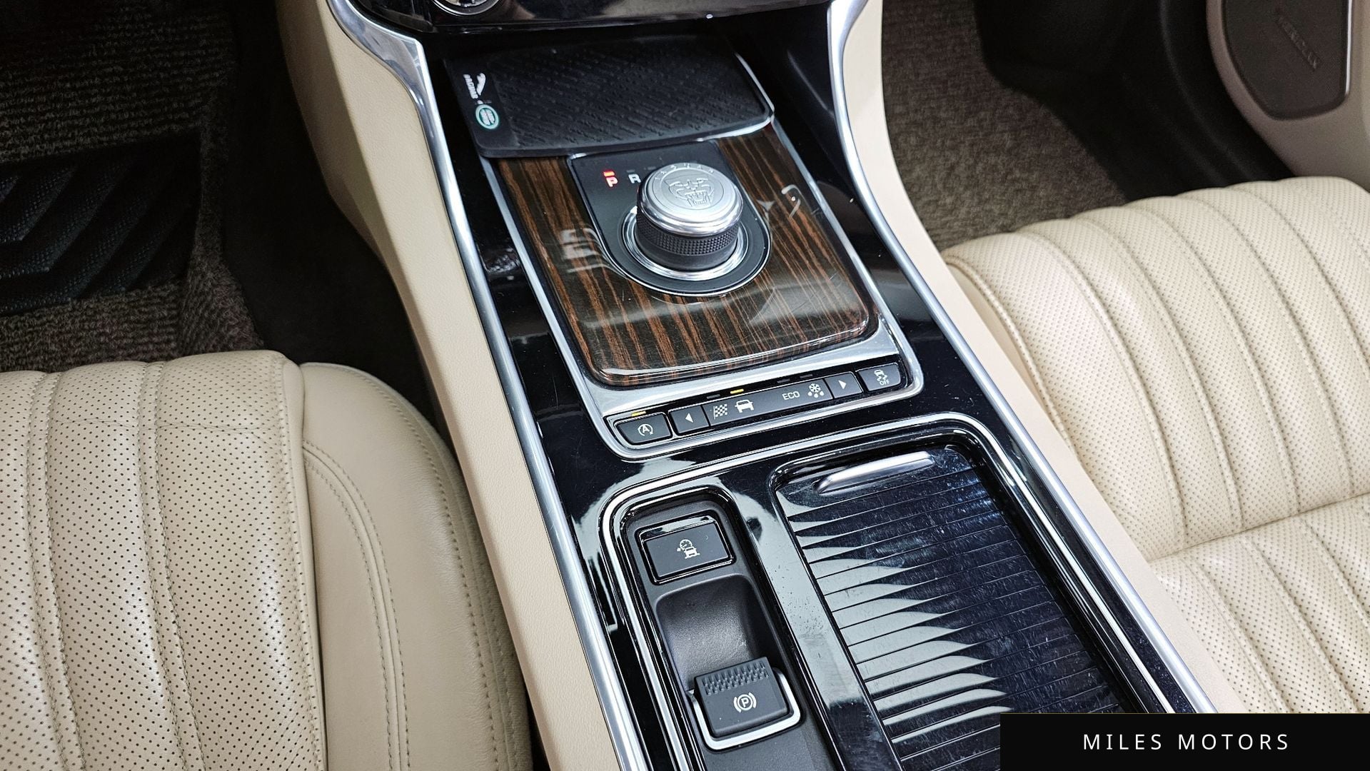 Jaguar XF (X260) 2017 — миниатюра 9