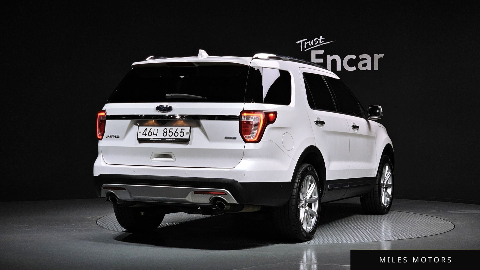 Ford Explorer 2017 — миниатюра 2
