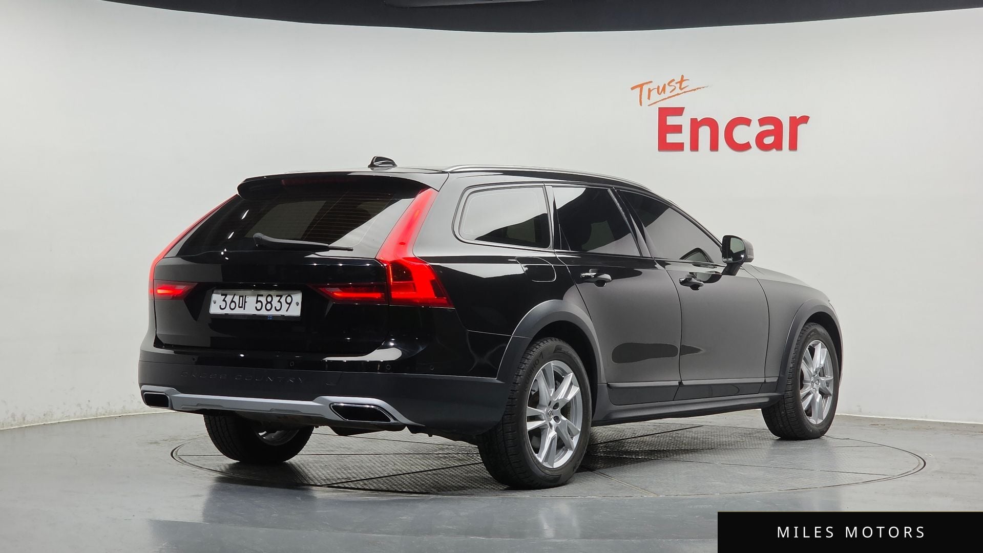 Volvo V90 크로스컨트리 2017 — миниатюра 2