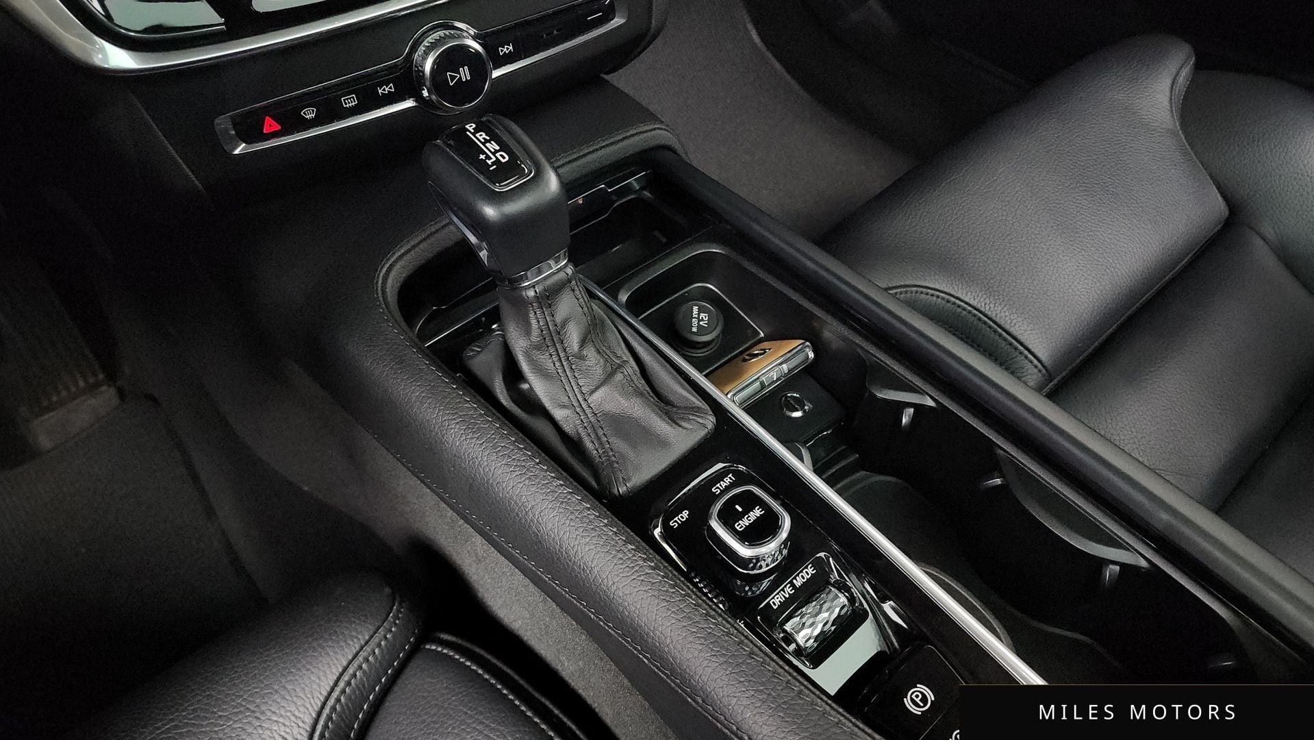 Volvo V90 크로스컨트리 2017 — миниатюра 9