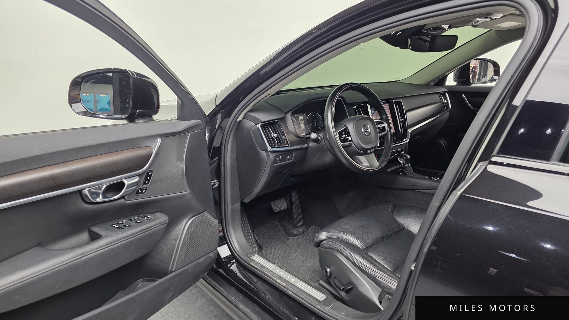 Volvo V90 크로스컨트리 2017 — миниатюра 10